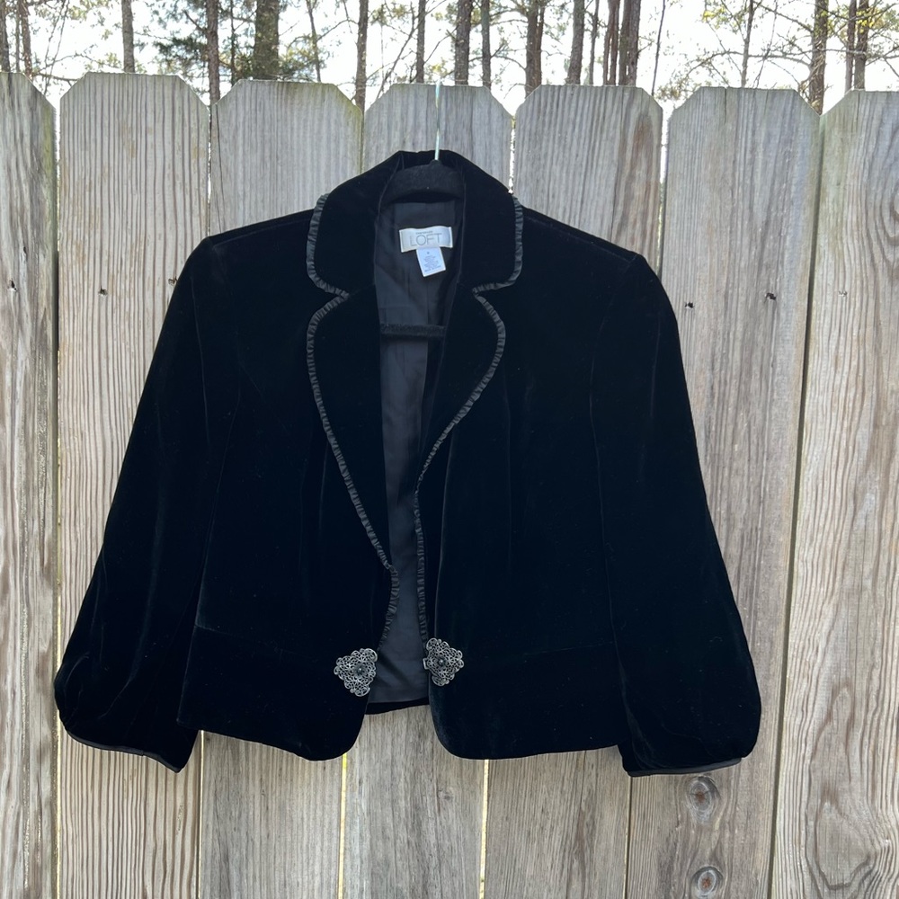 Ann Taylor Loft Black Velvet Blazer Jacket with Silk Trim Women’s 8